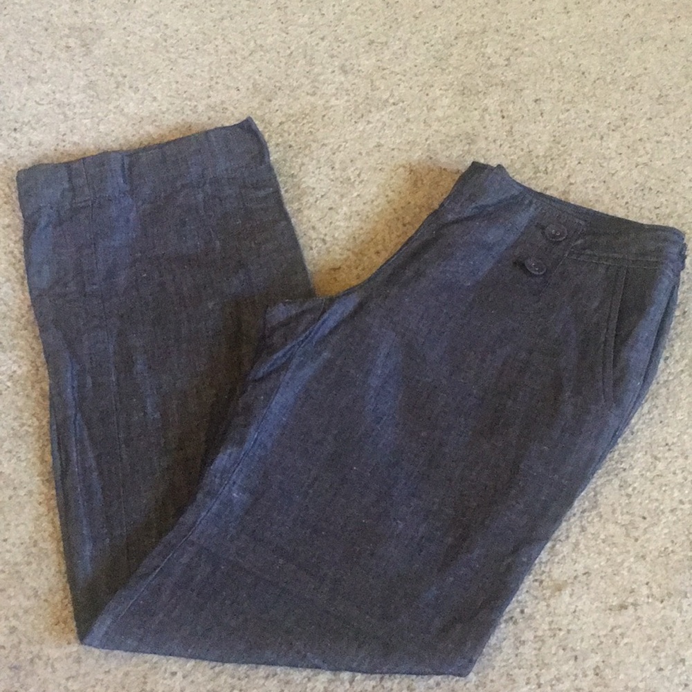 Linen pants with pockets.